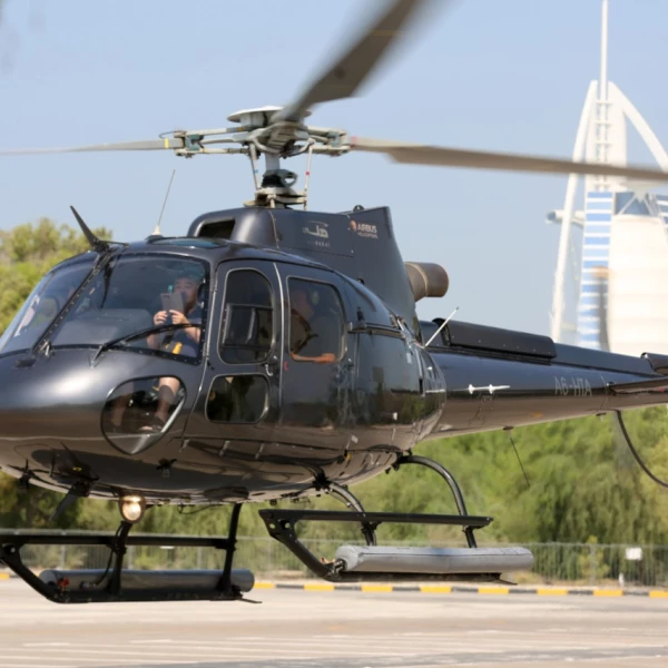Sharing Helicopter Tours Dubai Helicopter Tour | 22-Minute Shared Flight