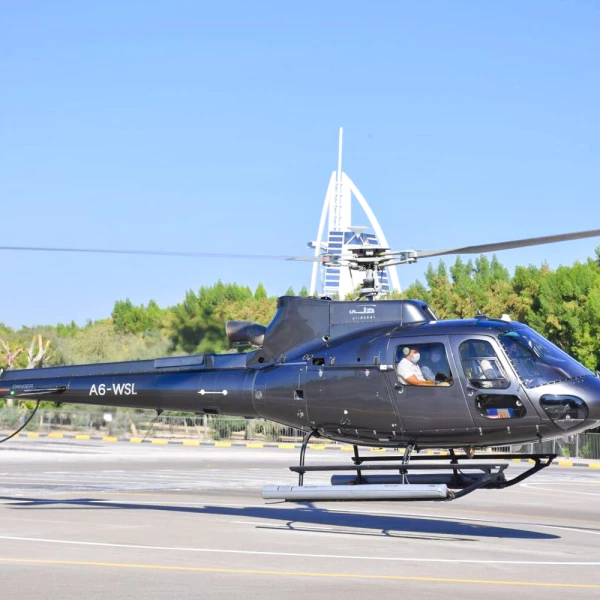 Private Helicopter Tours Dubai Helicopter Tour | 12-Minute Private Flight
